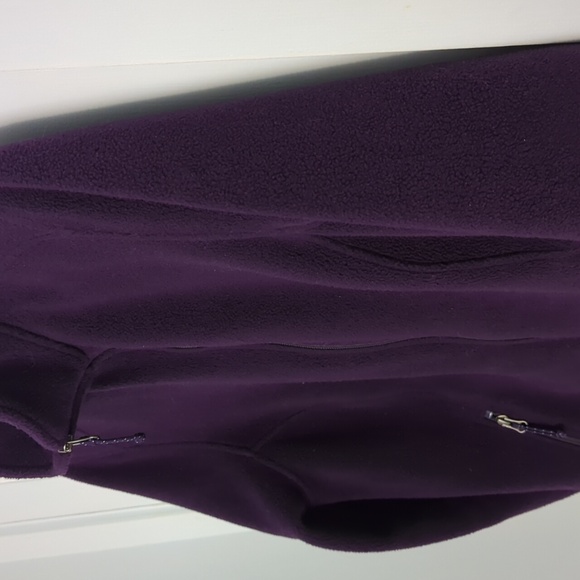 LL Bean Sz L Reg Purple Fleece Zip Up - Picture 4 of 6